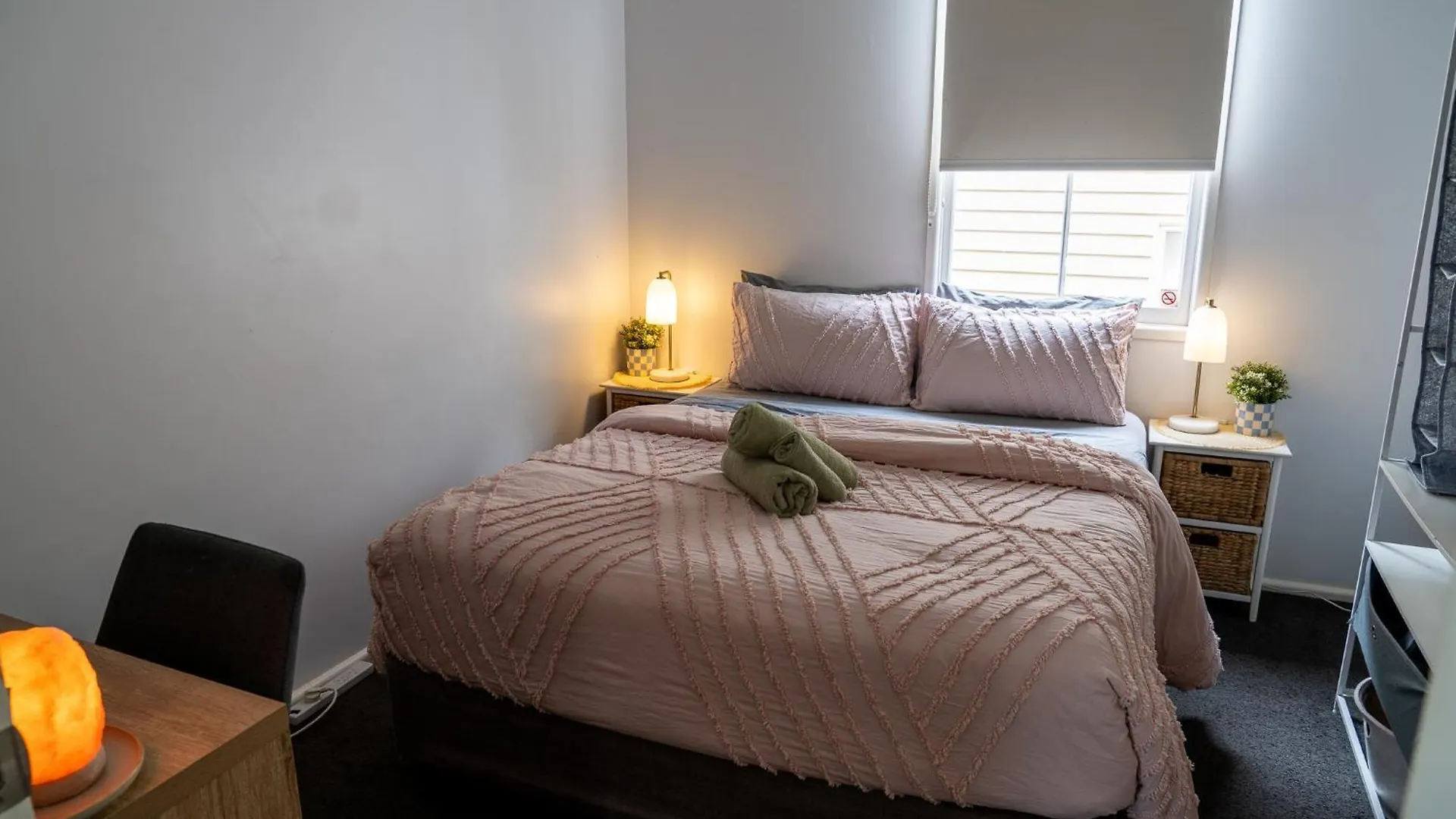Hot Tub, Ice Bath, Gym, Sauna, Pool Table Coorparoo Haven Brisbane